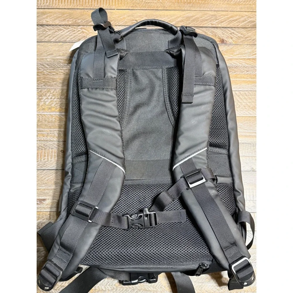 Thirty Five Lines Backpack Umbrella Unisex Large Grey NWT Hands Free Sun Rain